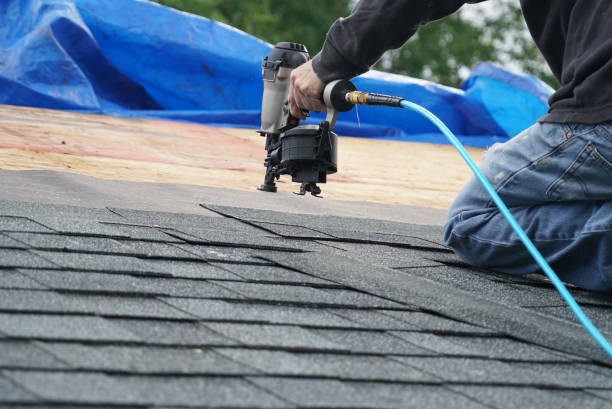 Best Emergency Roof Repair  in Marinette, WI